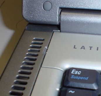 Latitude D800 Top Trim "Pry Point" Latitude D800 Top Trim "Pry Point"