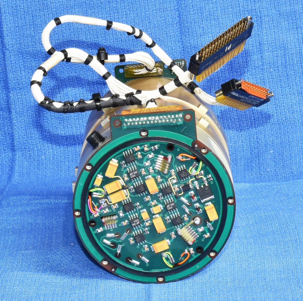 kearfottk600a37401_isap_rlg_pcb_top1.jpg