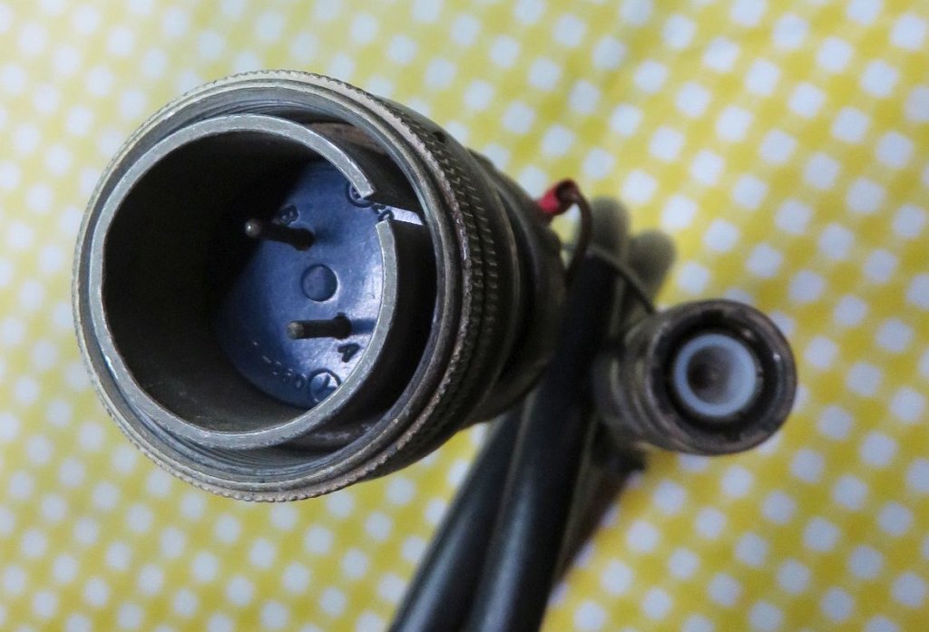 pe5200head_connectors1.jpg