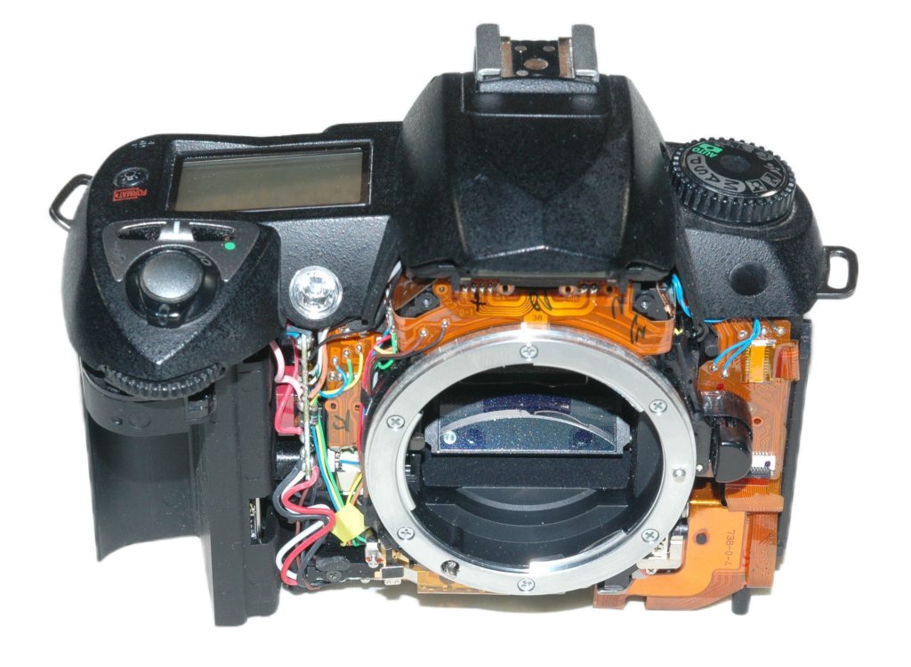 d70front_up.jpg