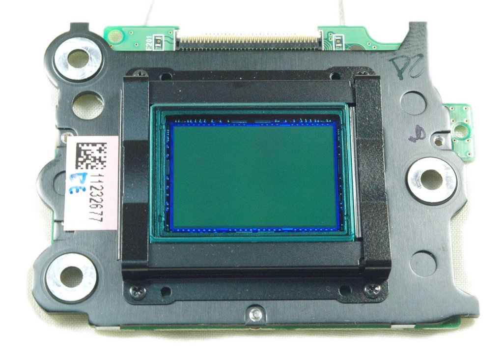 d80ccd_front_tilt.jpg